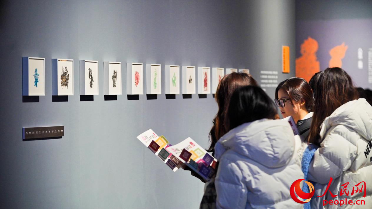 來新疆美術館赴一場剪紙與窗花的藝術之約【3】