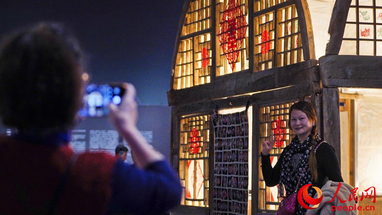 來新疆美術館赴一場剪紙與窗花的藝術之約【6】