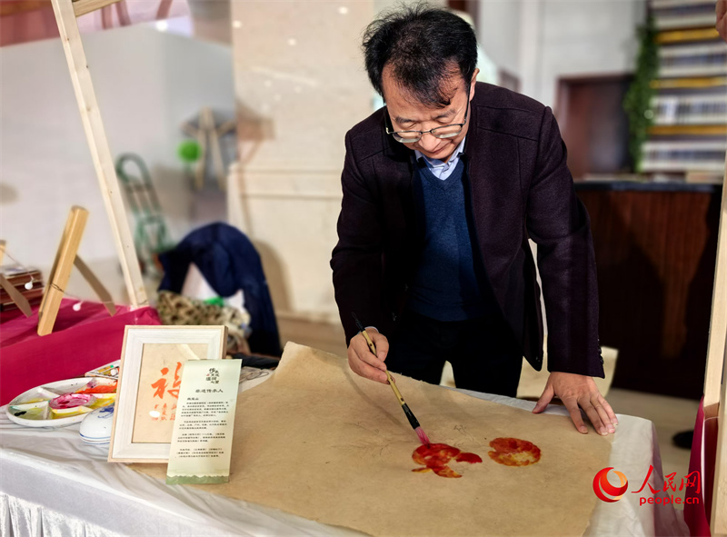 文化創意集市現場。人民網記者 韓婷攝 