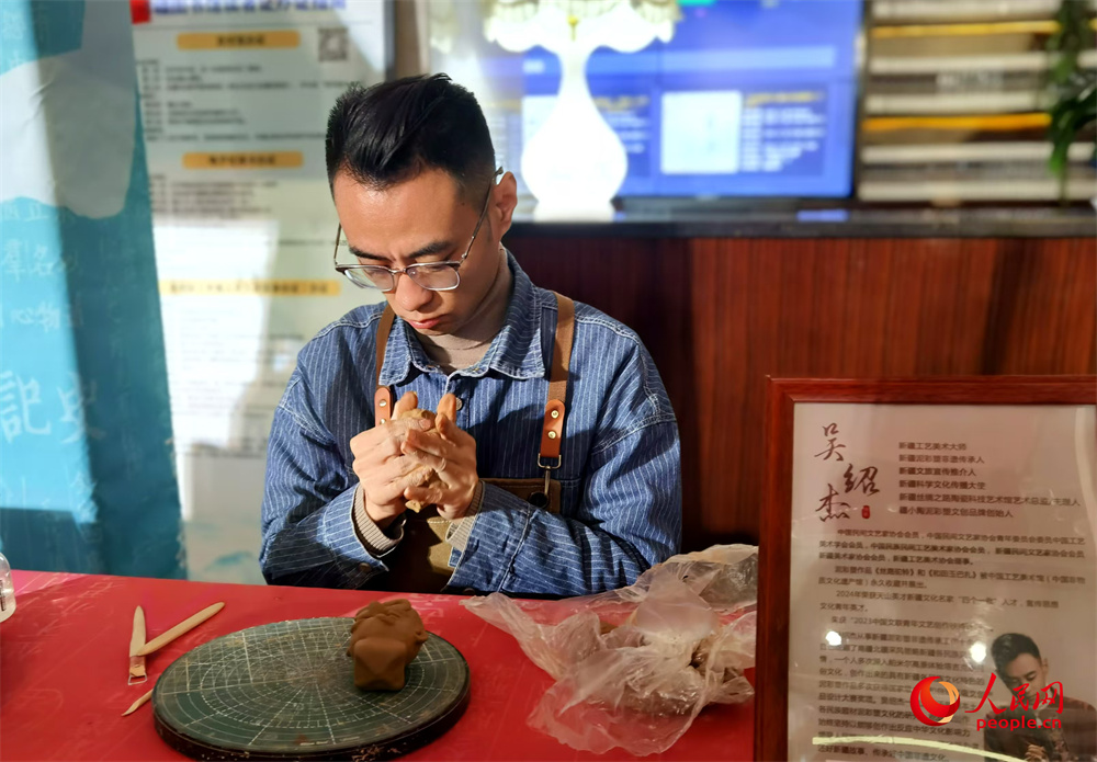 文化創意集市現場。人民網記者 韓婷攝 