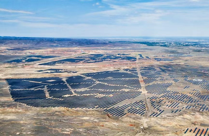行進中國丨追風逐日 “綠”動油田（組圖）